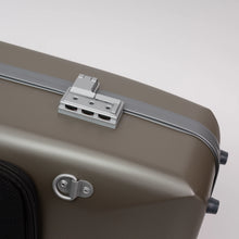 将图片加载到图库查看器,BAM Supreme Hightech Polycarbonate Oblong VIola Case