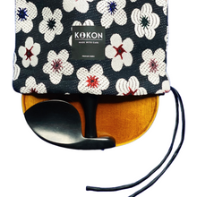 Load image into Gallery viewer, Kokon "Hana" Jacquard Violin Sleeve Drawstring Closure