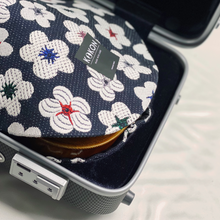 Load image into Gallery viewer, Kokon “Hana” Jacquard Violin Sleeve