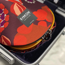 将图片加载到图库查看器,Kokon "Tsubomi" Wool-Silk Blend Violin Sleeve