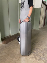 将图片加载到图库查看器,Galaxy 3高科技椭圆型小提琴箱